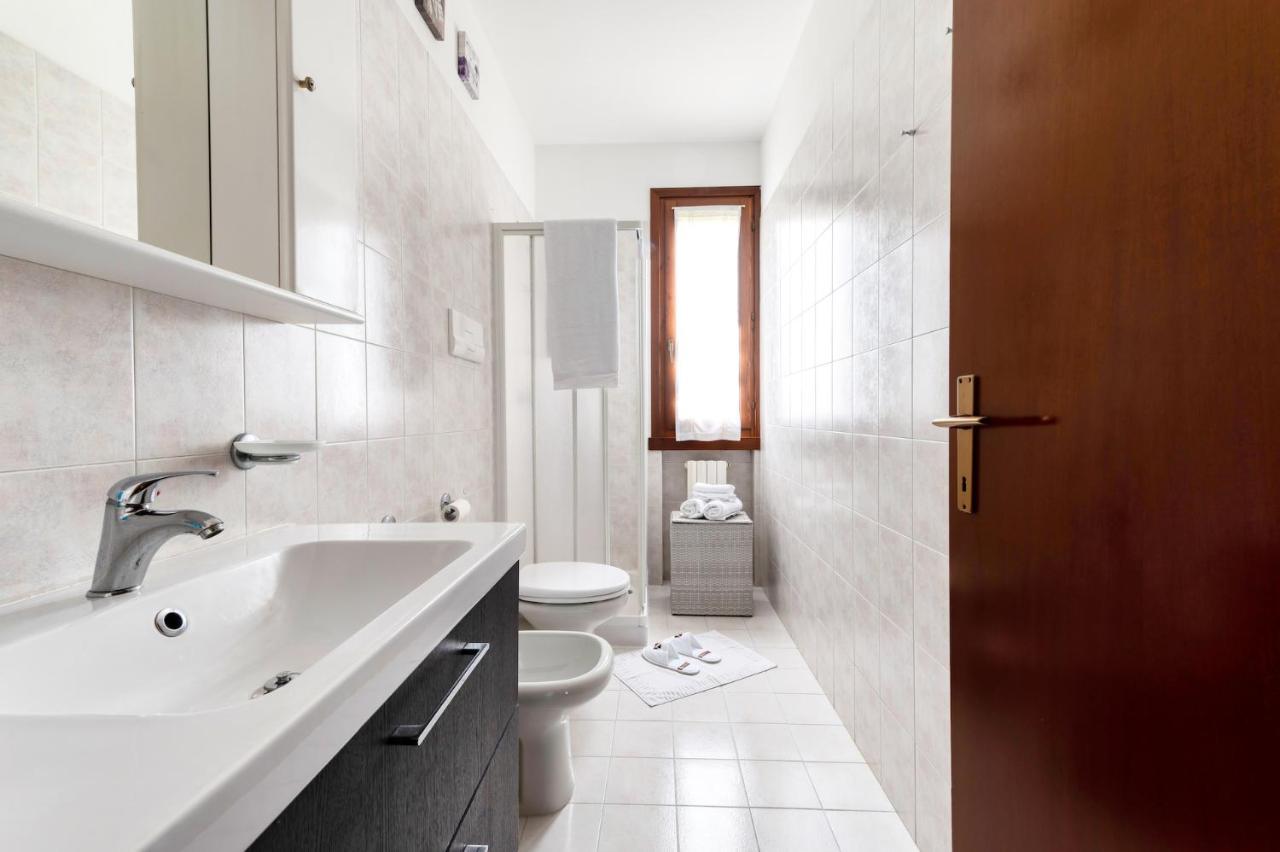Wolf House - Sirmione Holiday Exterior photo